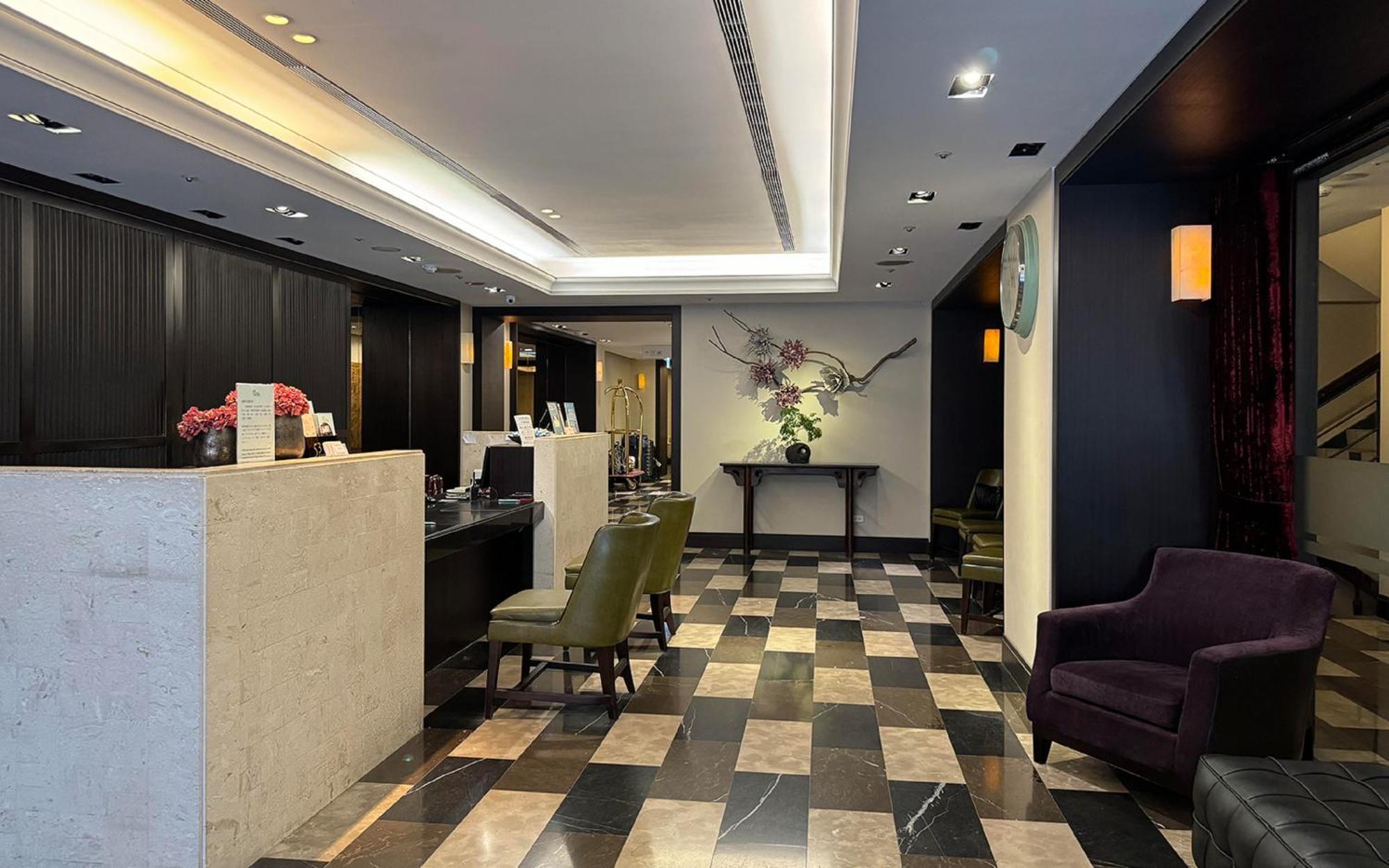 53 Hotel Taichung Exterior foto