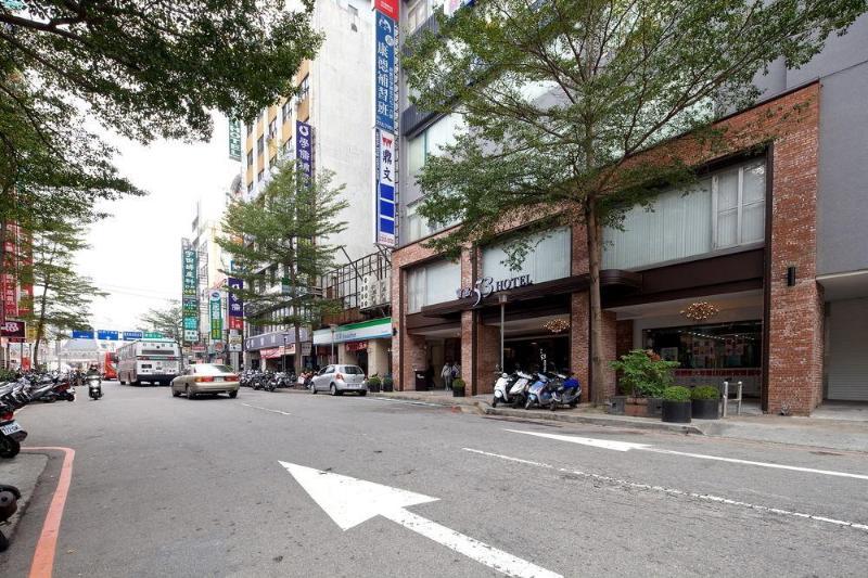53 Hotel Taichung Exterior foto